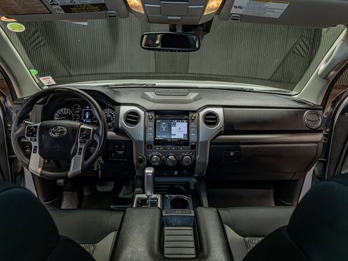 Used 2019 Toyota Tundra SR5 w/ SR5 Upgrade Package AWD/4WD image 14