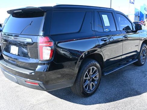 Used 2021 Chevrolet Tahoe Z71 w/ Z71 Signature Package image 5