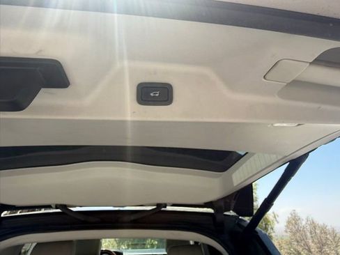 Used 2014 Land Rover Range Rover Supercharged image 31