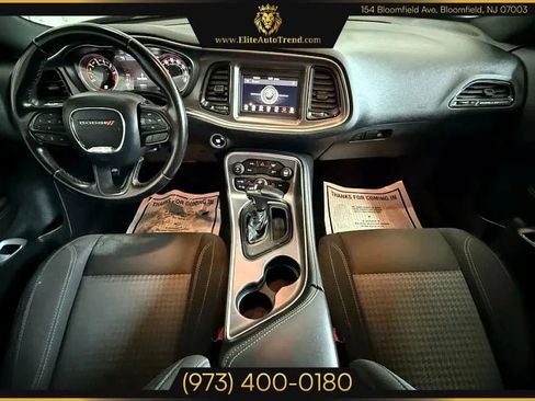 Used 2020 Dodge Challenger SXT image 20