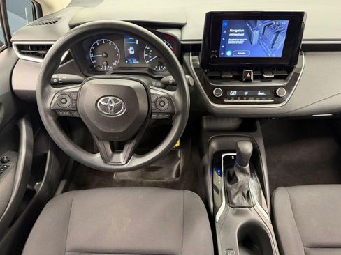 Used 2024 Toyota Corolla LE FWD image 21