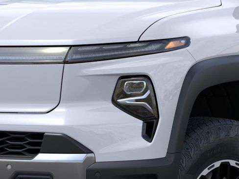 New 2026 Chevrolet Silverado EV Trail Boss image 10