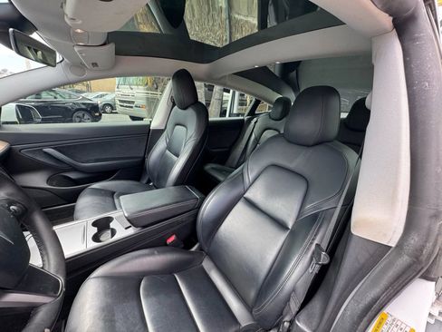 Used 2021 Tesla Model 3 Long Range AWD/4WD image 9
