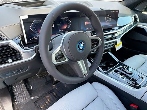 New 2026 BMW X5 xDrive50e w/ Executive Package AWD/4WD image 25