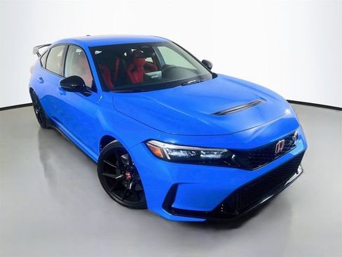 Used 2025 Honda Civic Type R image 2