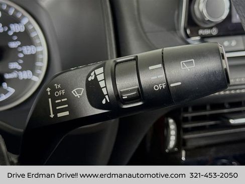 Certified 2021 Nissan Rogue SV image 16