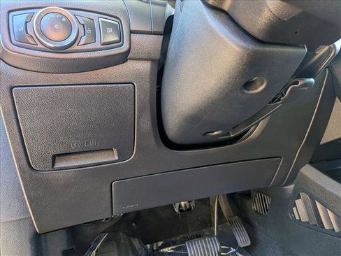 Used 2023 Ford Edge SEL image 15