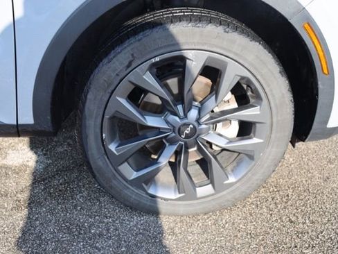 Certified 2023 Kia Sorento X-Line EX image 14
