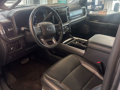 Used 2024 Ford F250 Lariat image 22