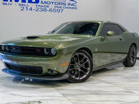 Used 2023 Dodge Challenger R/T Scat Pack w/ Plus Package RWD image 2