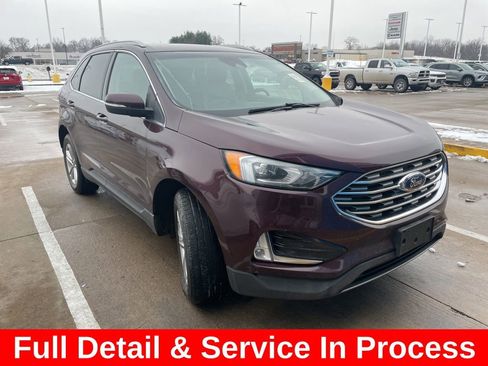 Used 2019 Ford Edge SEL w/ Equipment Group 201A image 3