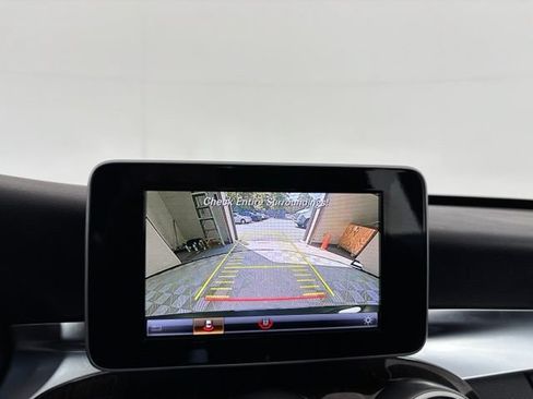 Used 2018 Mercedes-Benz C 300 4MATIC Sedan image 16