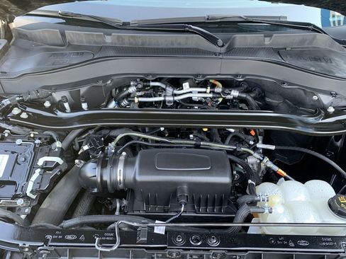 Used 2022 Ford Explorer ST-Line w/ Class IV Trailer Tow Package image 16