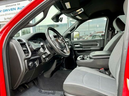 Used 2024 RAM 2500 Big Horn w/ Bed Utility Group image 13