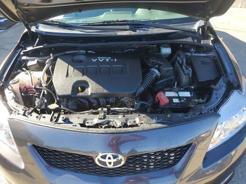 Used 2010 Toyota Corolla LE image 34