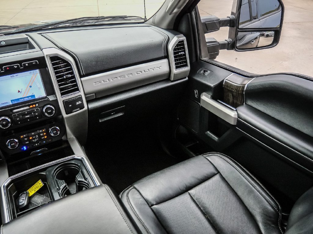 Used 2020 Ford F250 Lariat w/ Lariat Ultimate Package AWD/4WD image 32