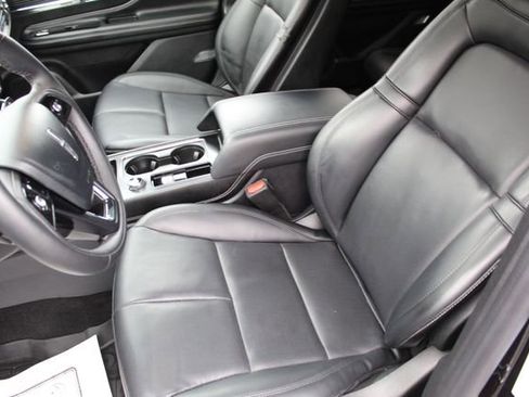 Certified 2022 Lincoln Corsair Standard w/ Equipment Group 101A image 14