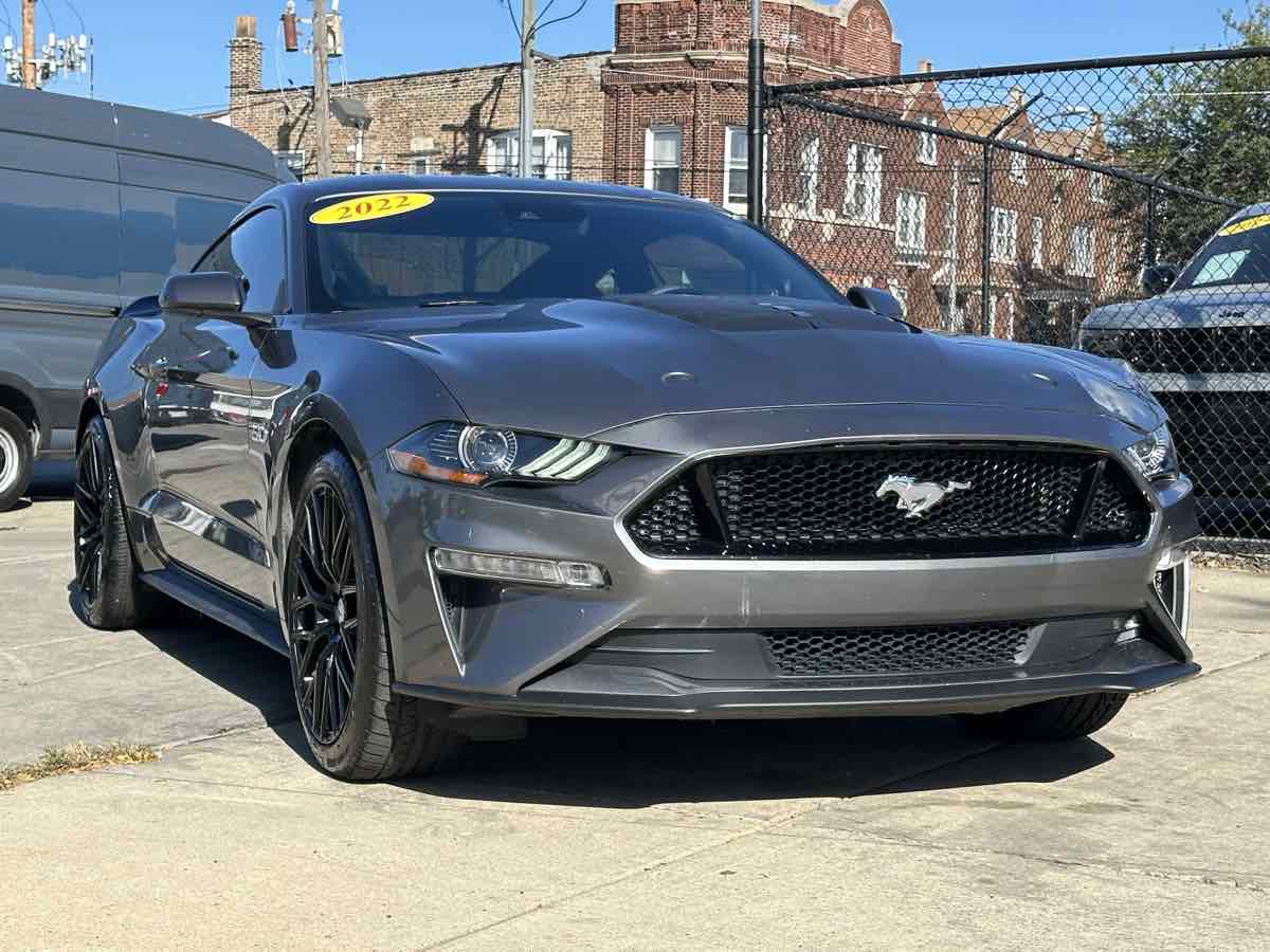 Used 2022 Ford Mustang GT Premium RWD image 3