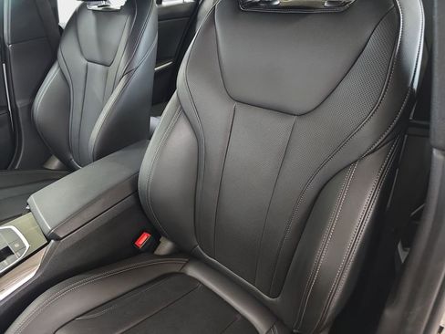 Used 2023 BMW 330i Sedan w/ Driving Assistance Package image 17