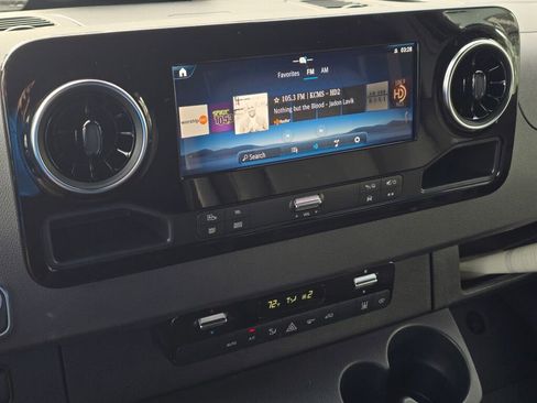 New 2025 Mercedes-Benz Sprinter 2500 image 24