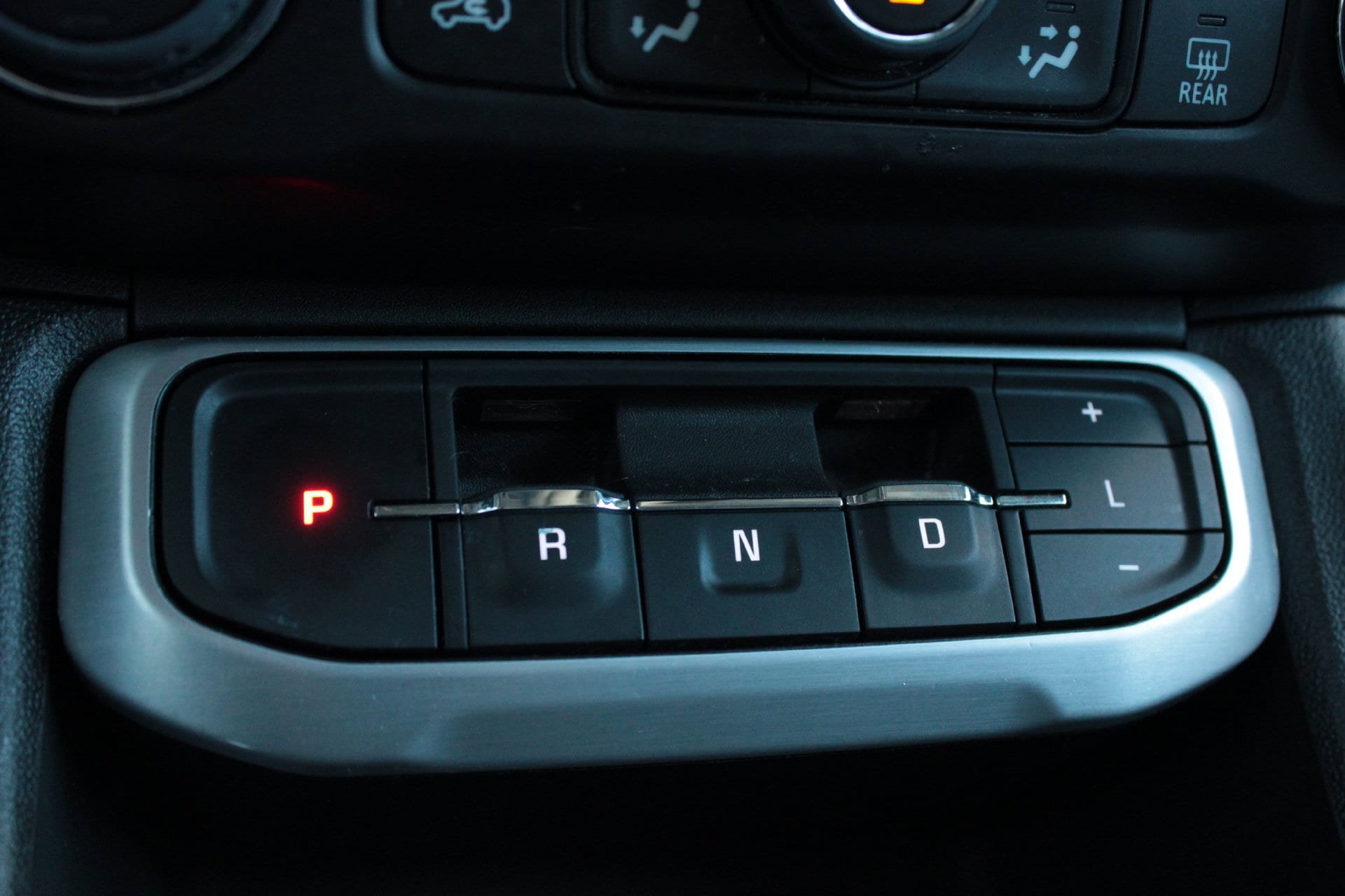 Used 2023 GMC Acadia SLT w/ Preferred Package AWD/4WD image 46