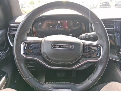 Used 2024 Jeep Grand Wagoneer L Series II w/ Quick Order Packagew 28T AWD/4WD image 28