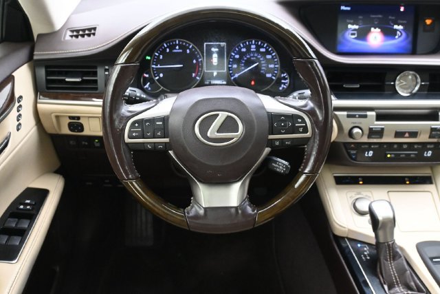 Used 2017 Lexus ES 350 w/ Premium Package FWD image 24