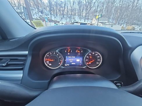 Used 2021 GMC Acadia SLE w/ Driver Convenience Package image 10