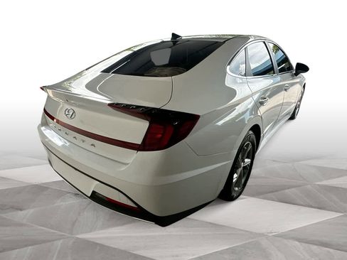 Used 2023 Hyundai Sonata SE FWD image 8