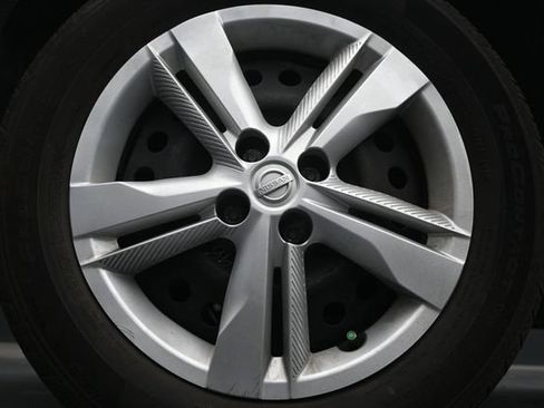 Used 2024 Nissan Kicks S FWD image 9
