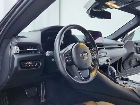 Used 2020 Toyota Supra Premium image 13