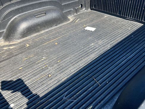 Used 2014 RAM 1500 Classic SLT RWD image 23