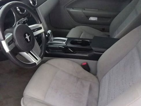 Used 2008 Ford Mustang Premium RWD image 10