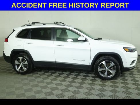 Used 2021 Jeep Cherokee Limited w/ Elite Package AWD/4WD image 3