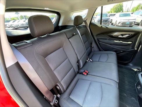 Used 2024 GMC Terrain SLE w/ Driver Convenience Package AWD/4WD image 15
