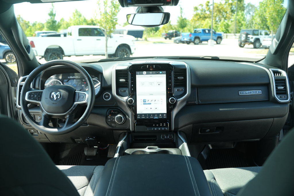 Used 2023 RAM 1500 Big Horn AWD/4WD image 26