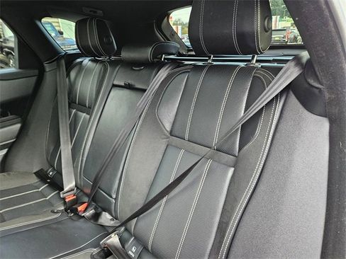 Used 2019 Land Rover Range Rover Velar R-Dynamic SE image 16