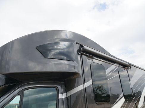 Used 2020 Mercedes-Benz Sprinter 3500 image 26