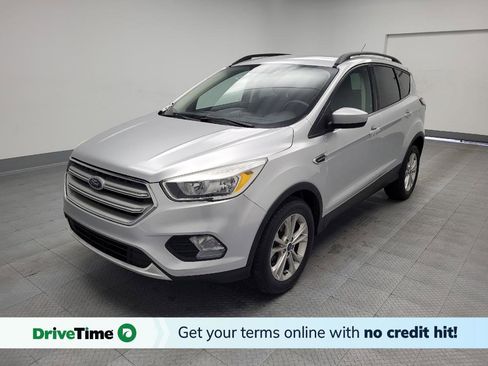 Used 2018 Ford Escape SE image 1