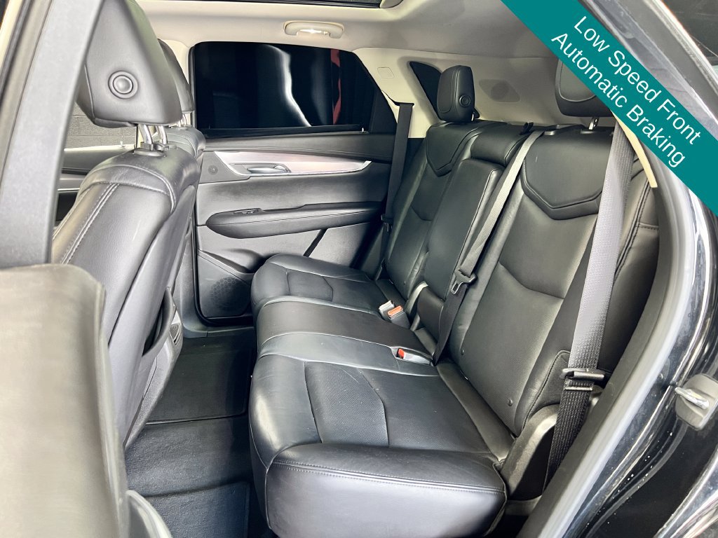 Used 2017 Cadillac XT5 Luxury w/ Driver Awareness Package FWD image 15