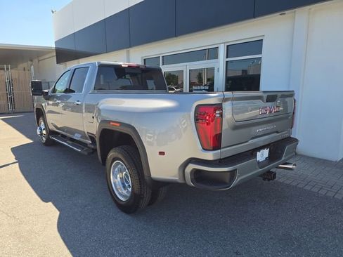 New 2026 GMC Sierra 3500 Denali w/ Denali Reserve Package AWD/4WD image 5