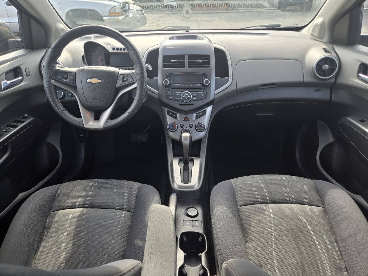 Used 2015 Chevrolet Sonic LT FWD image 21