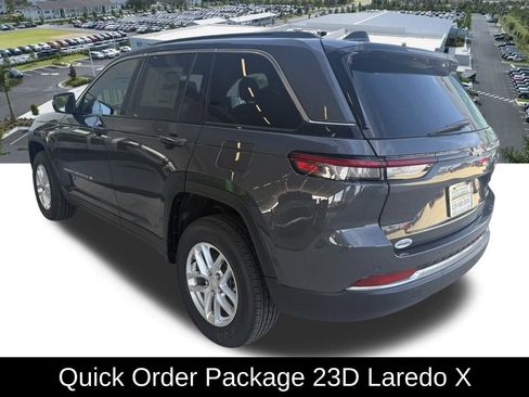 Certified 2025 Jeep Grand Cherokee Laredo X image 8