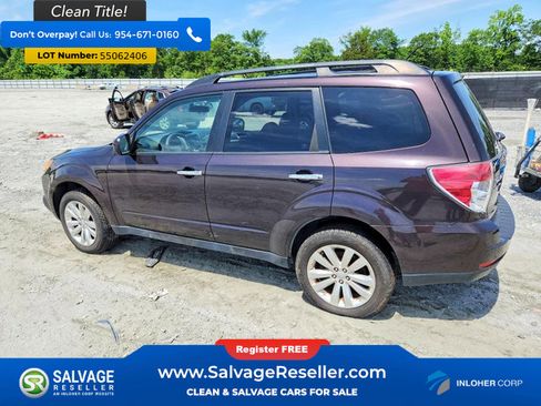 Used 2013 Subaru Forester 2.5X Premium w/ All-Weather Plus Pkg AWD/4WD image 3
