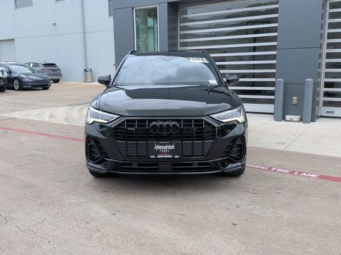 Certified 2025 Audi Q3 2.0T Premium Plus w/ Premium Plus Package AWD/4WD image 3