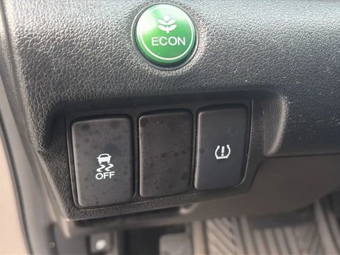 Used 2015 Honda CR-V LX image 38
