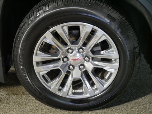 Used 2020 GMC Sierra 1500 Denali w/ Driver Alert Package II AWD/4WD image 15