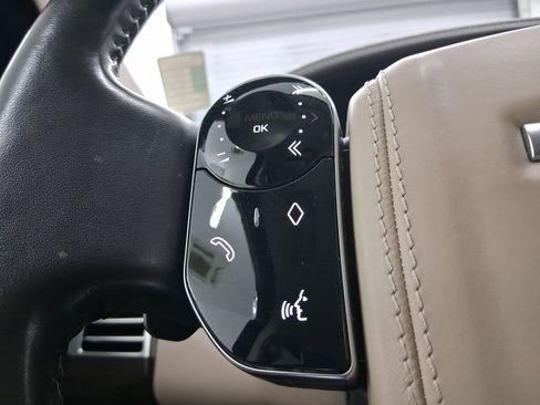 Used 2018 Land Rover Range Rover Long Wheelbase Supercharged image 14