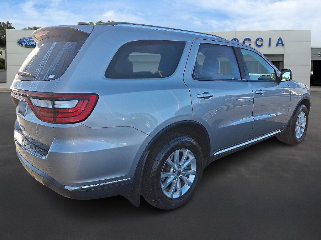 Used 2021 Dodge Durango SXT AWD/4WD image 4