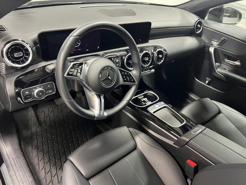 Used 2025 Mercedes-Benz CLA 250 4MATIC image 21